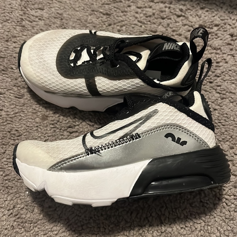 Air max - Picture 2 of 2